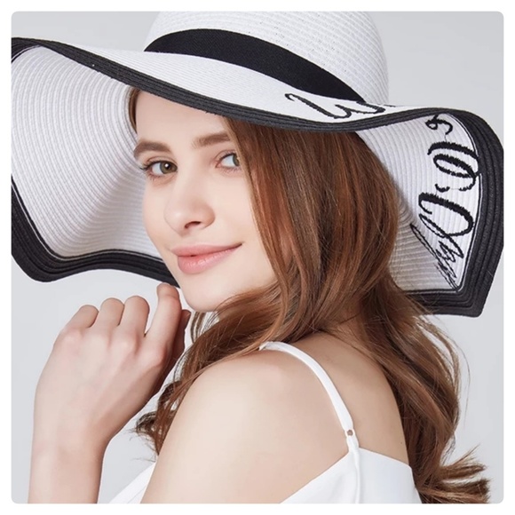 LAST 1 (5🌟 Rated) White/Black Embroidered Sun Hat - Picture 3 of 8
